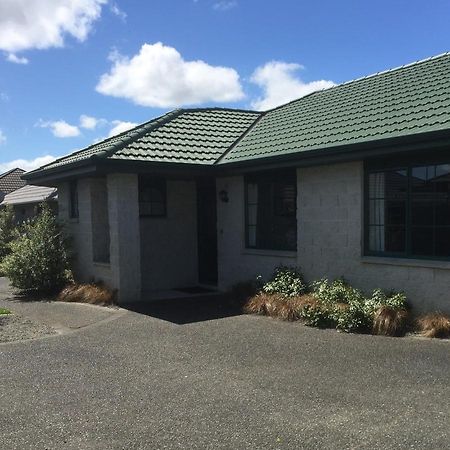 Villa Haven On Carroll Palmerston North Exterior foto
