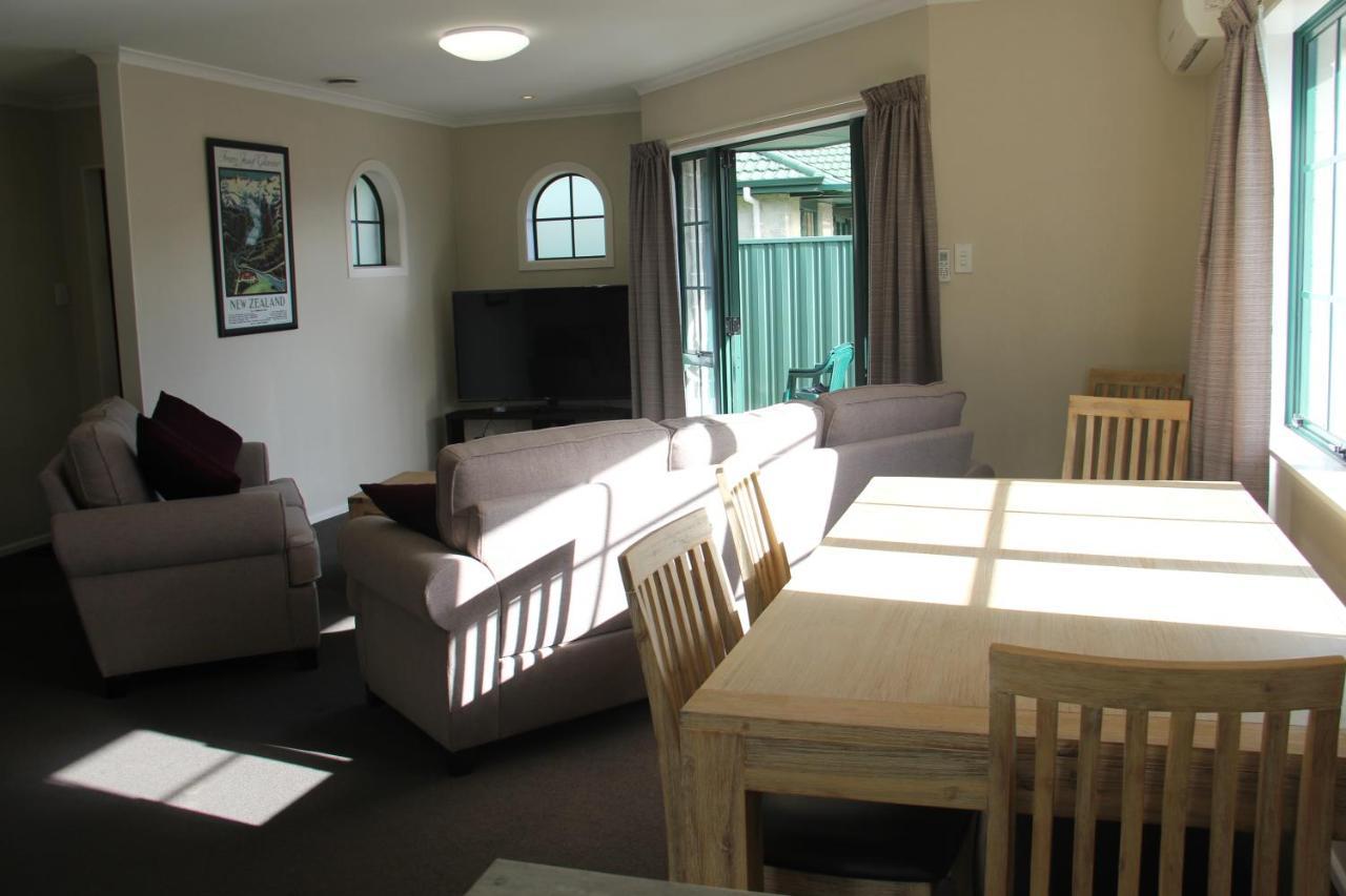Villa Haven On Carroll Palmerston North Exterior foto