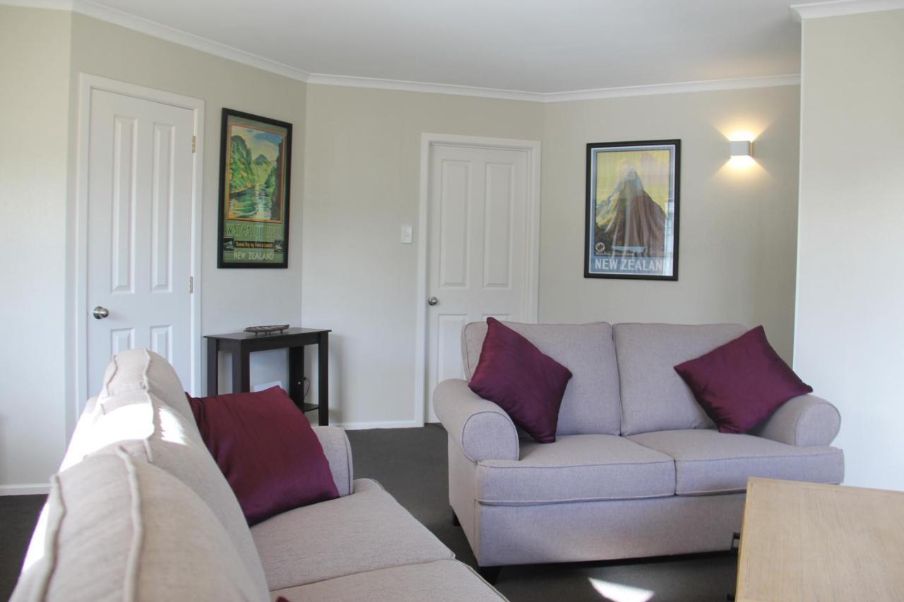 Villa Haven On Carroll Palmerston North Exterior foto